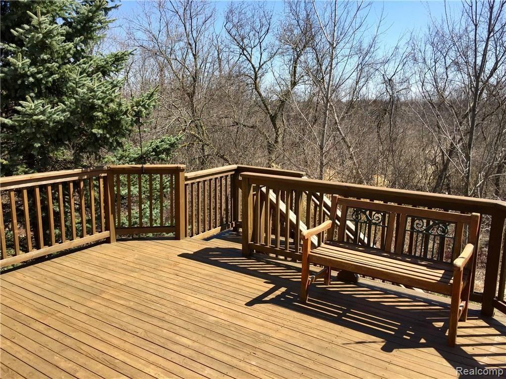 11076 Pinehurst Road Plymouth, MI 48170 - Photo 2 of 9 2.jpg