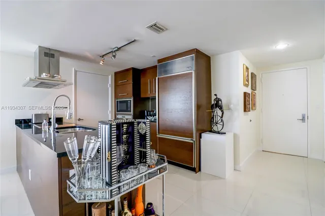 $4,900 | 495 Brickell Avenue, Unit 4011, Miami, FL 33131