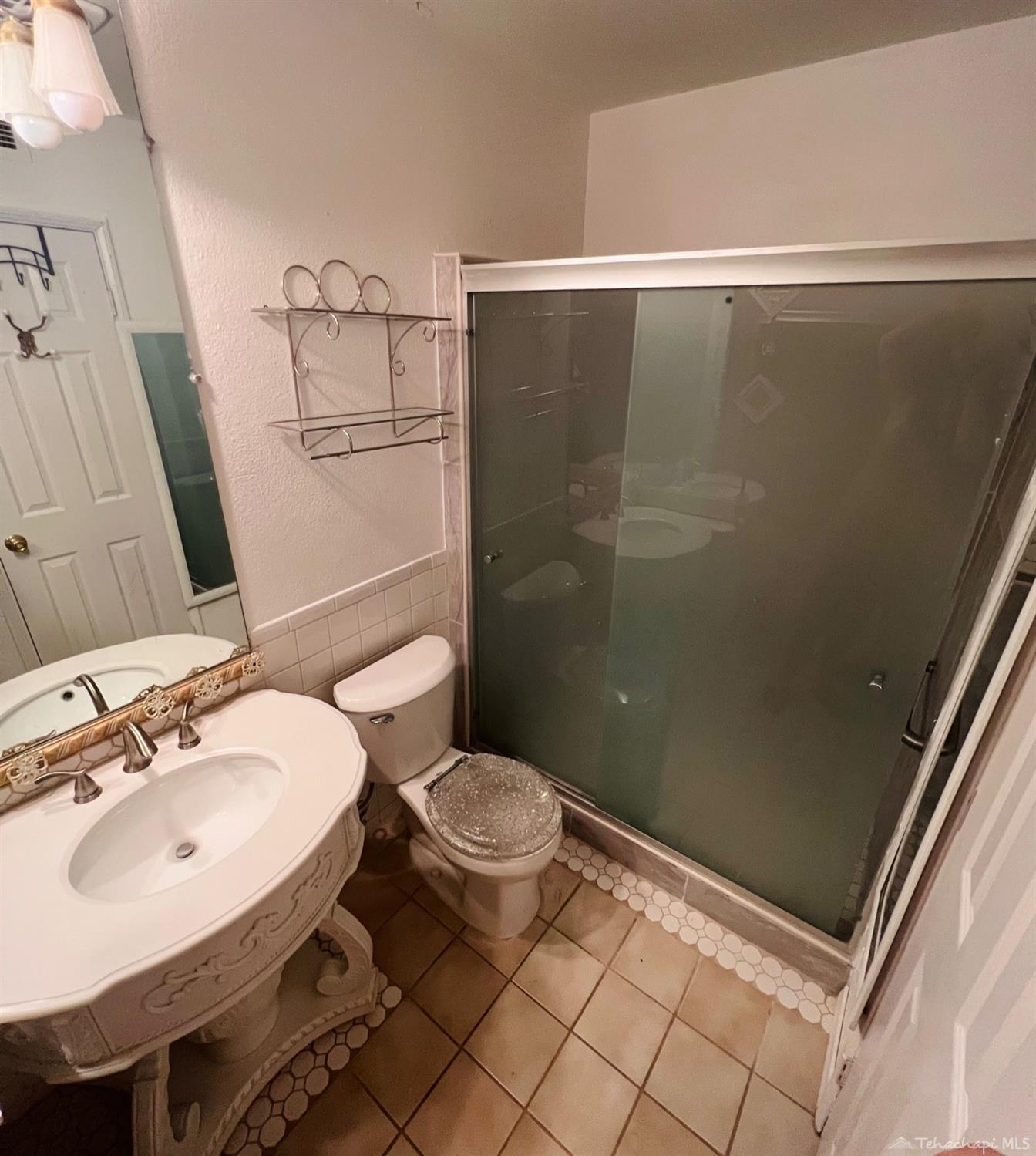 250 Peg Street Ridgecrest, CA 93555 - Photo 8 of 16 Gallery Image 8