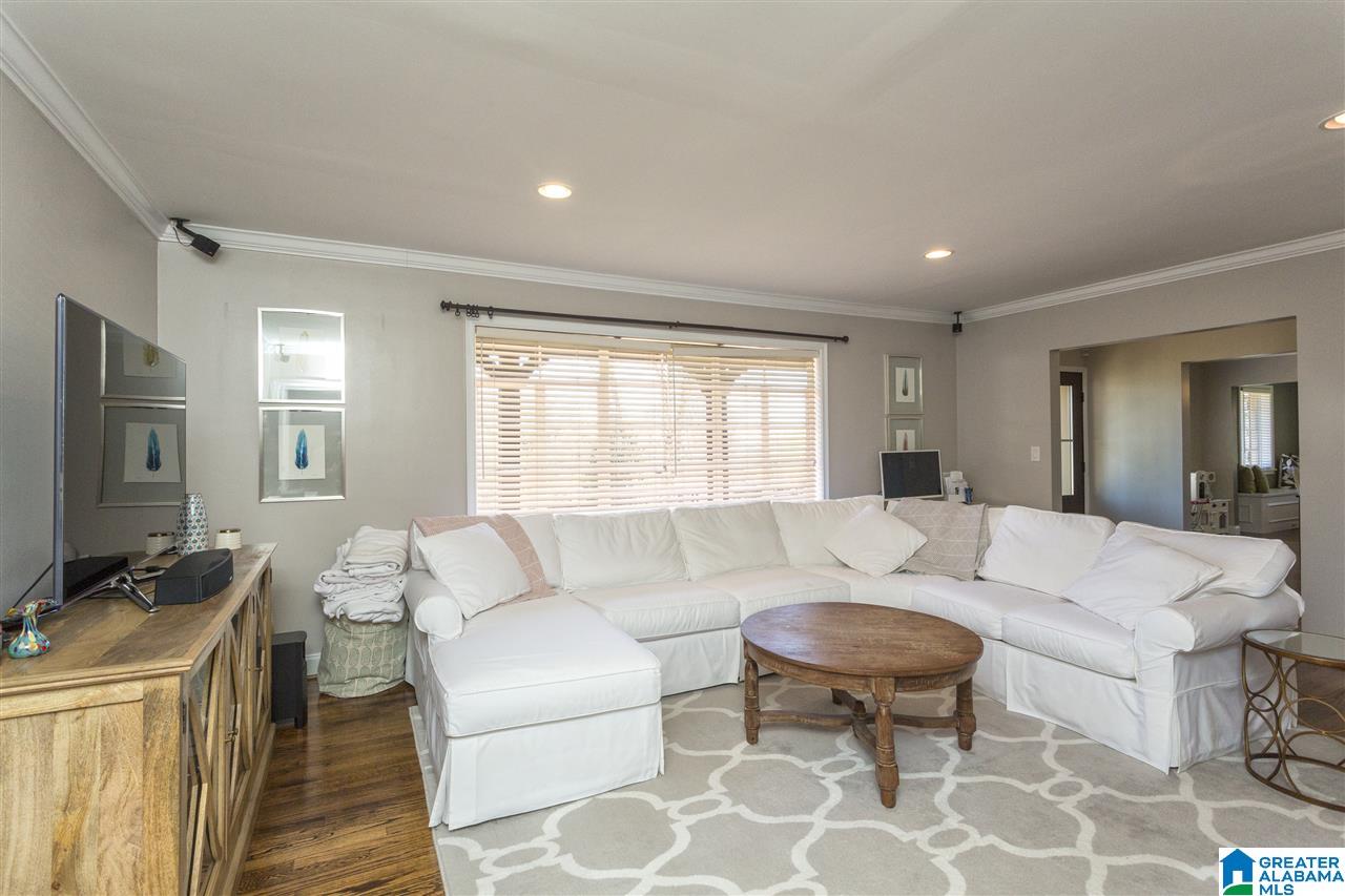 2216 Shades Crest Road Birmingham, AL 35216 - Photo 7 of 39