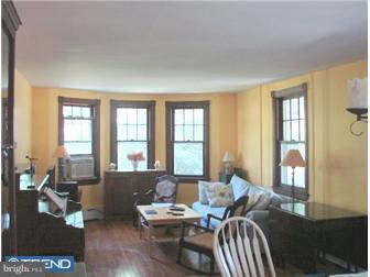 356 South Old Middletown Road Media, PA 19063 - Photo 4 of 12 Living Room