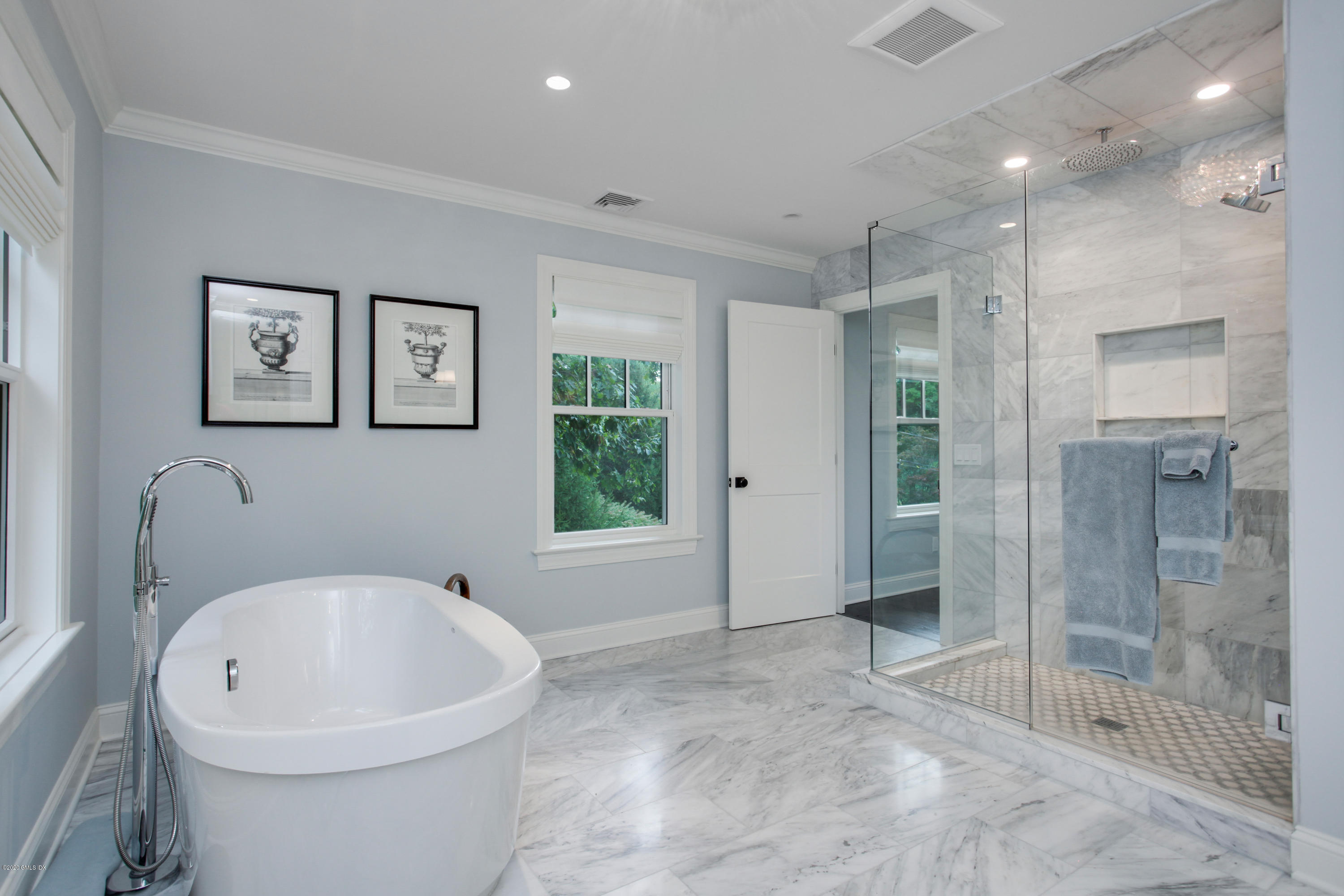 2 Sheldrake Road Greenwich, CT 06830 - Photo 16 of 30 2 Sheldrake Rd Greenwich CT-print-028-01