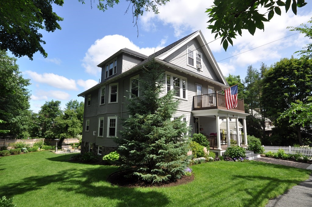 123 Appleton Street Arlington, MA 02476 - Photo 3 of 39