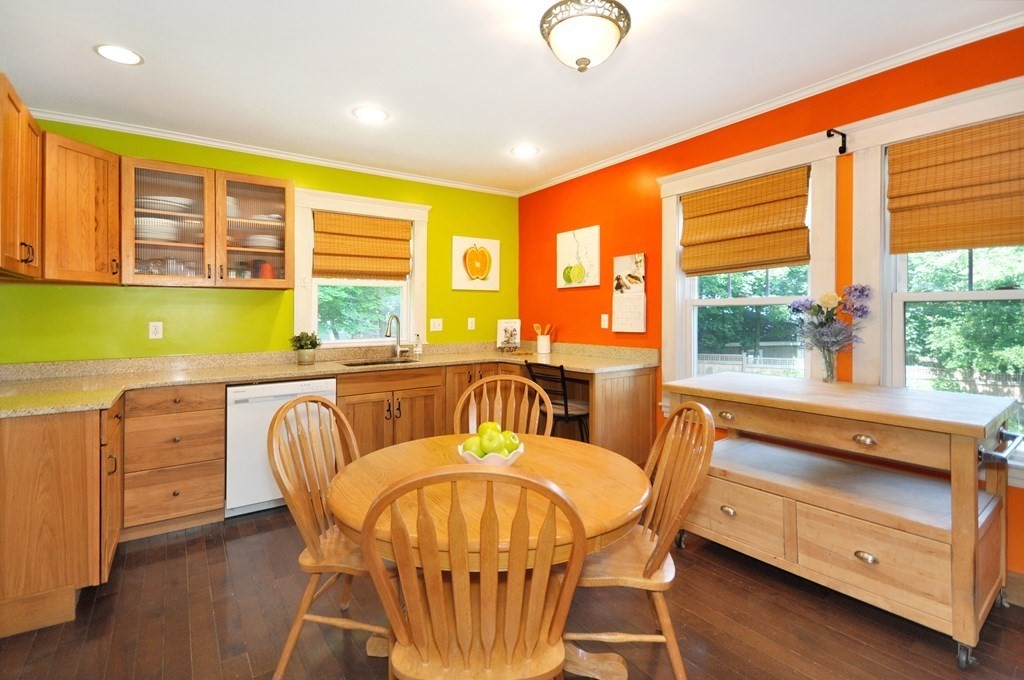 123 Appleton Street Arlington, MA 02476 - Photo 8 of 39