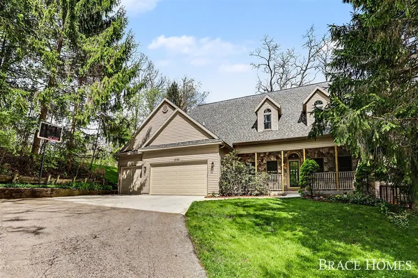 $774,900 | 2155 Timber Valley Drive Northeast, Grand Rapids, MI 49525