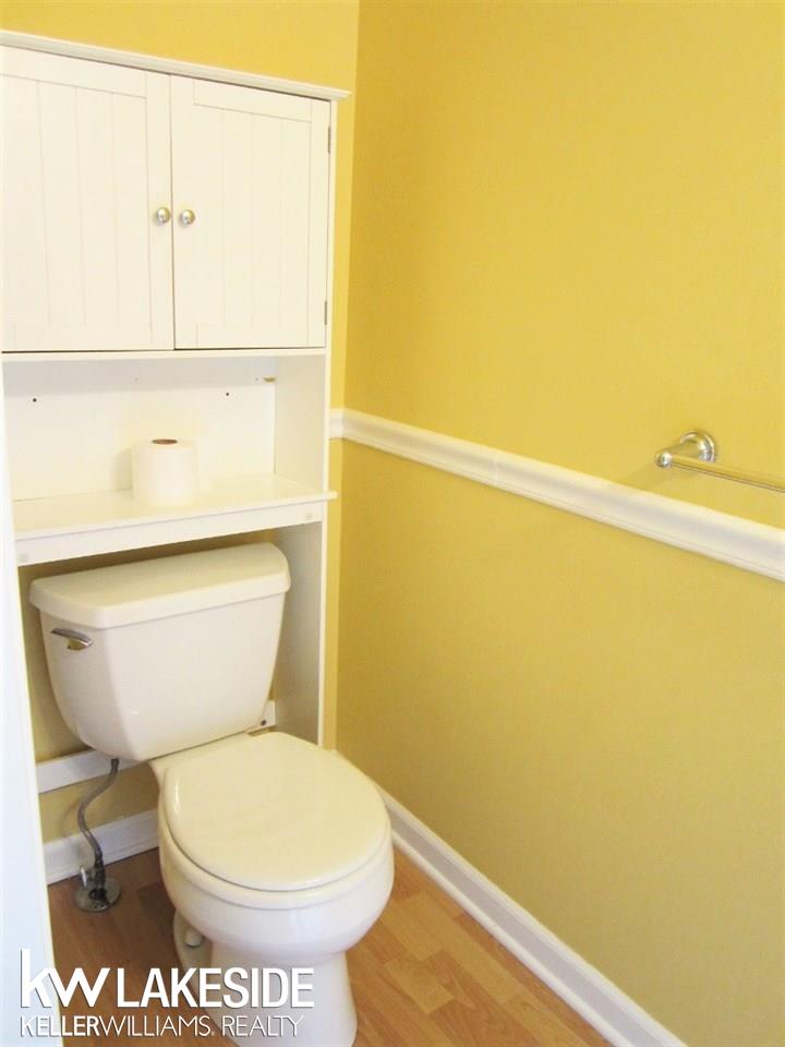 27391 Hoover Road Warren, MI 48093 - Photo 7 of 19 31396933-6.JPG