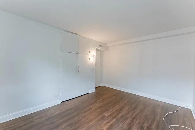 $119,999 | 7200 Oak Avenue, Unit 3NW, River Forest, IL 60305