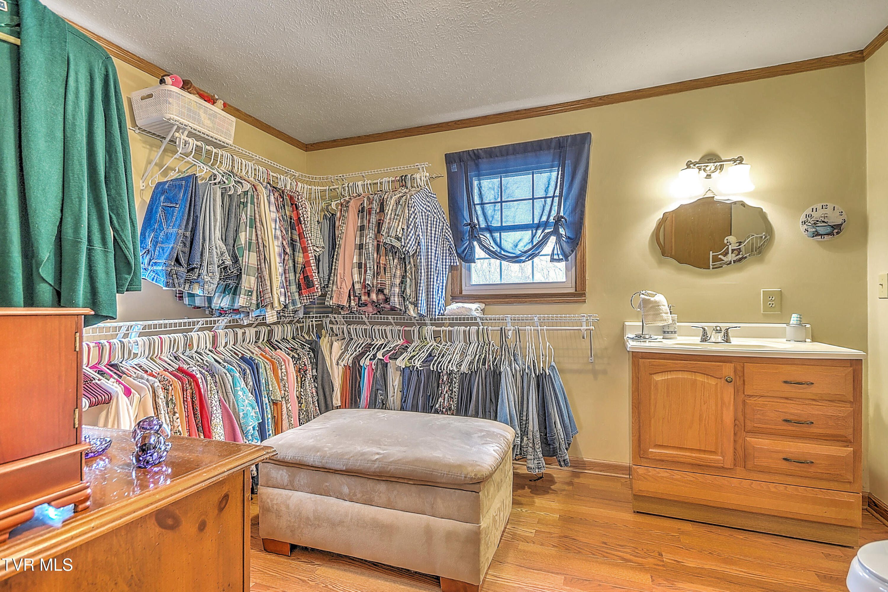 215 Taylor Road Blountville, TN 37617 - Photo 21 of 41 215 Taylor Rd TV-17