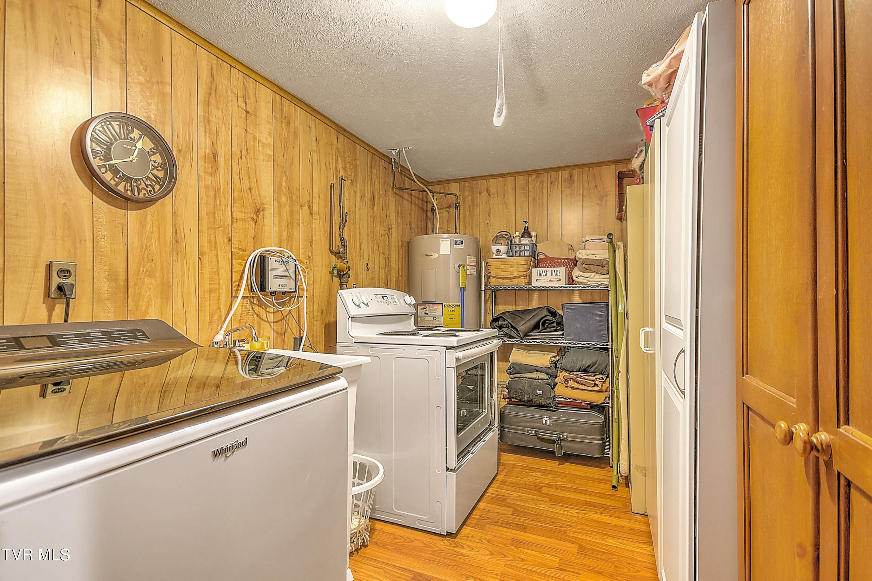 215 Taylor Road Blountville, TN 37617 - Photo 27 of 41 215 Taylor Rd TV-23