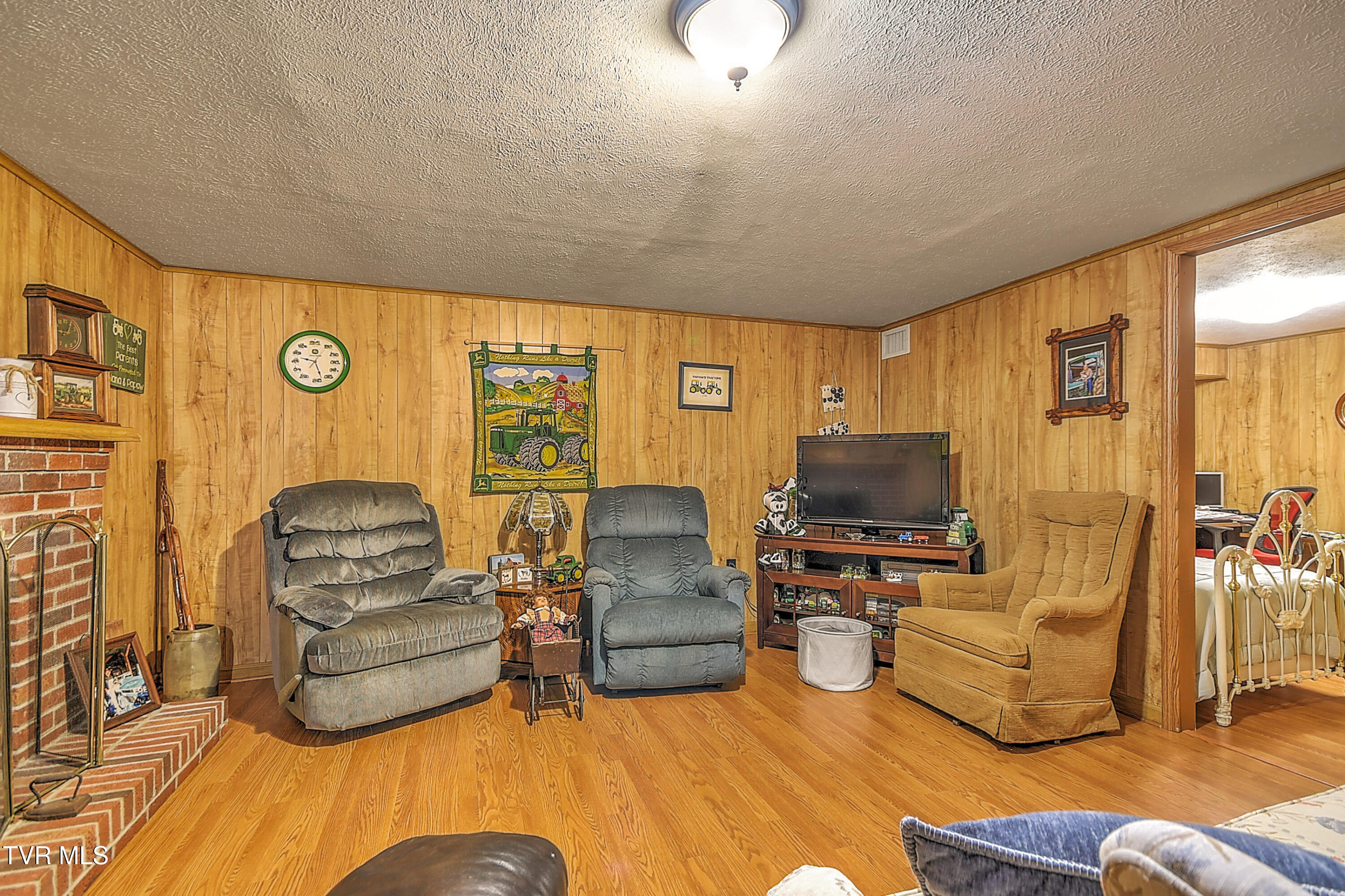 215 Taylor Road Blountville, TN 37617 - Photo 28 of 41 215 Taylor Rd TV-26