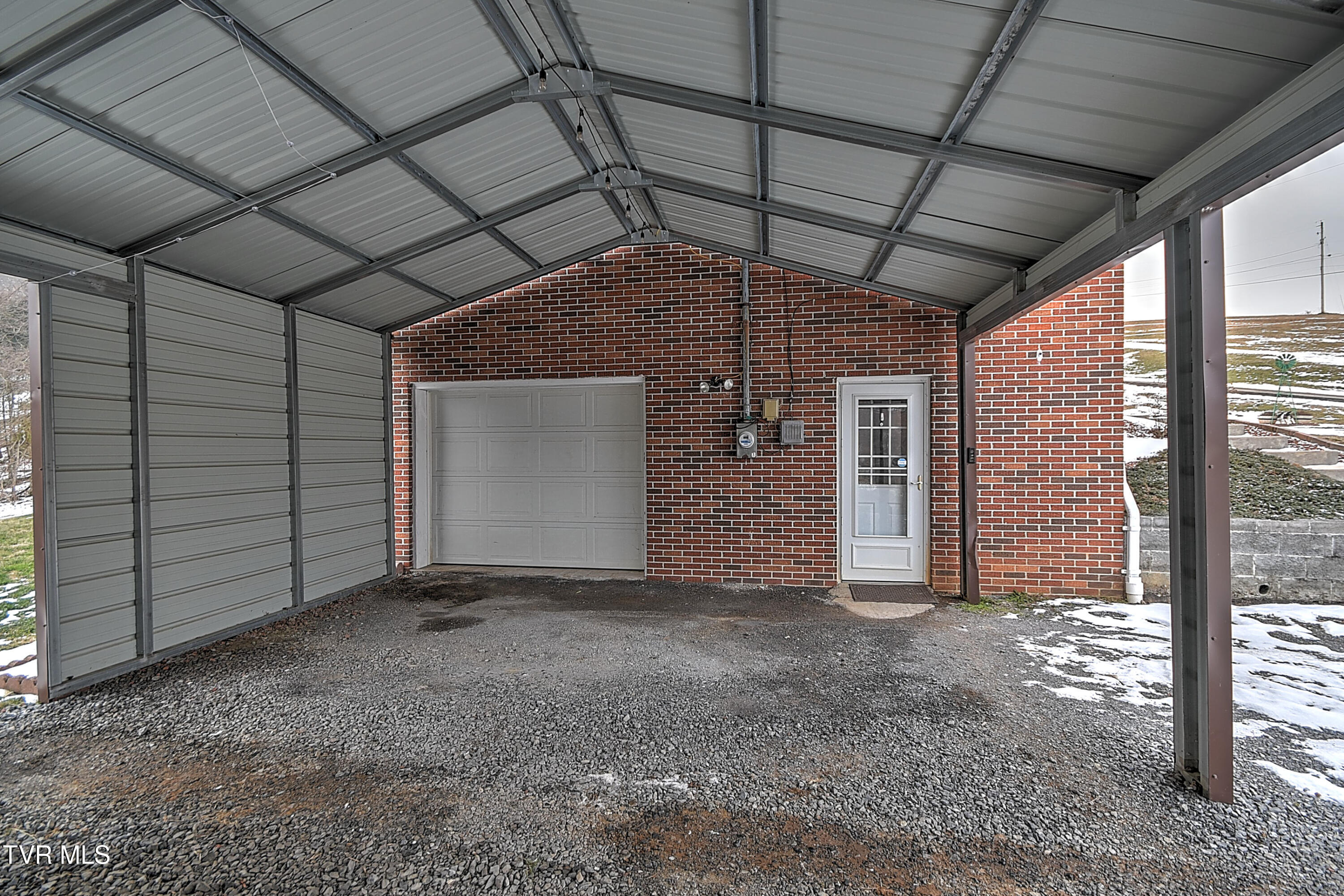 215 Taylor Road Blountville, TN 37617 - Photo 33 of 41 215 Taylor Rd TV-40