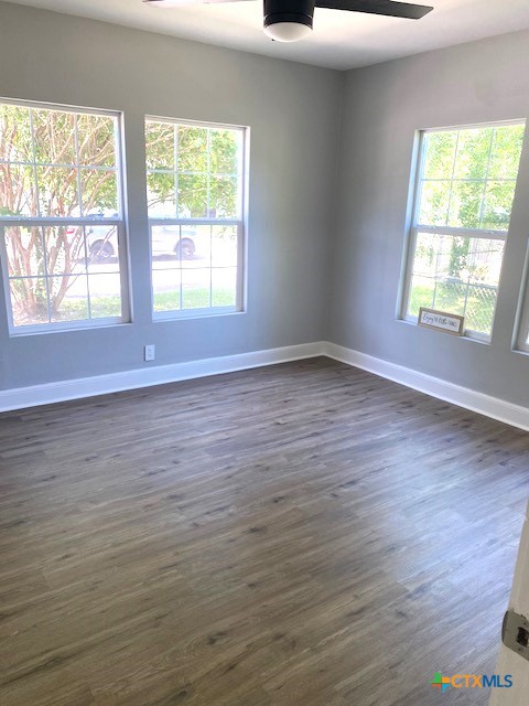 2405 Lone Tree Road Victoria, TX 77901 - Photo 5 of 13