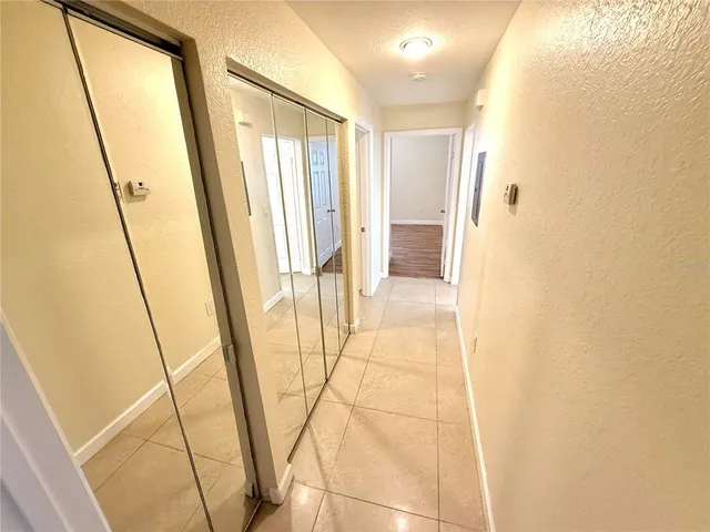 $1,799 | 10512 Windsor Lake Court, Unit 10512, Tampa, FL 33626