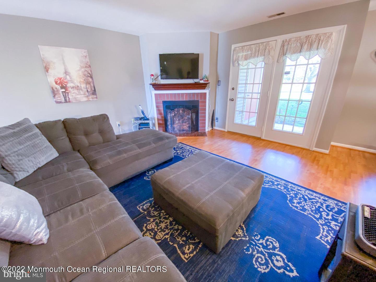210 Tavistock Road Cherry Hill, NJ 08034 - Photo 11 of 26 living room tavistock 3