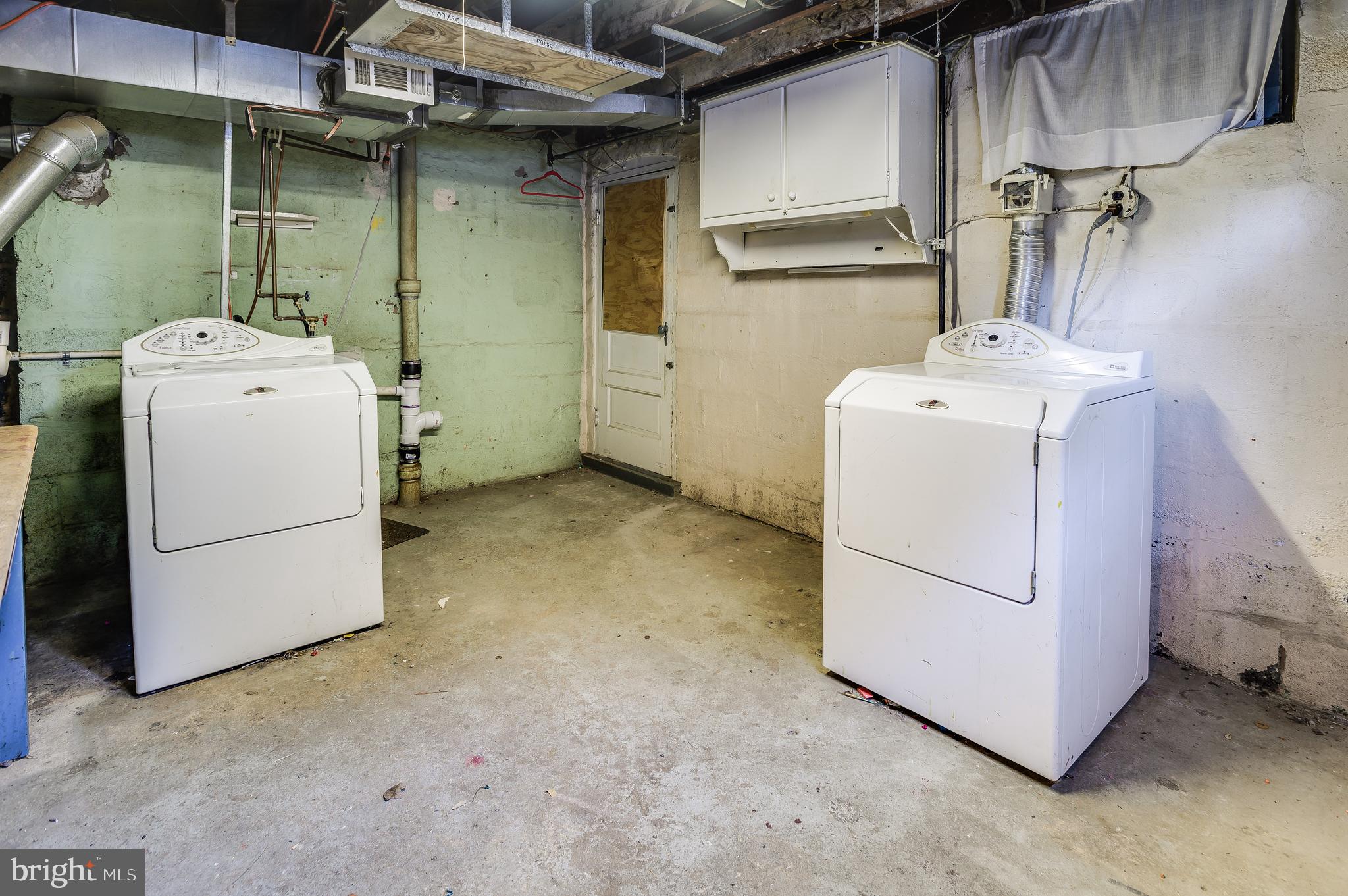 8605 Pleasant Plains Road Towson, MD 21286 - Photo 18 of 30 Washer/Dryer in lower level