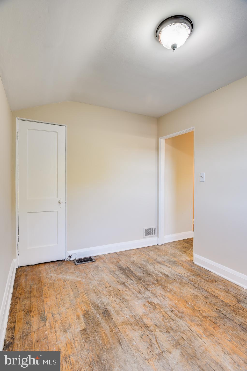 8605 Pleasant Plains Road Towson, MD 21286 - Photo 28 of 30 Bedroom 2