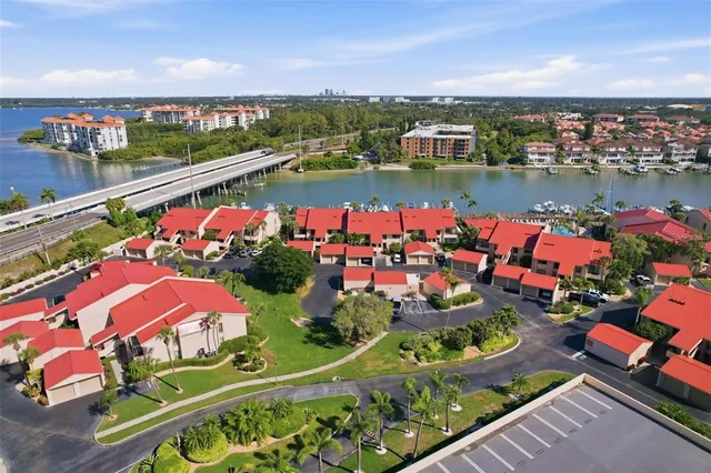 $655,000 | 4780 Brittany Drive South, Unit 11, St. Petersburg, FL 33715