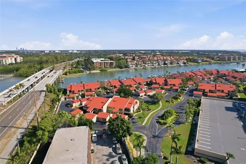 $655,000 | 4780 Brittany Drive South, Unit 11, St. Petersburg, FL 33715