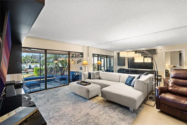 $655,000 | 4780 Brittany Drive South, Unit 11, St. Petersburg, FL 33715