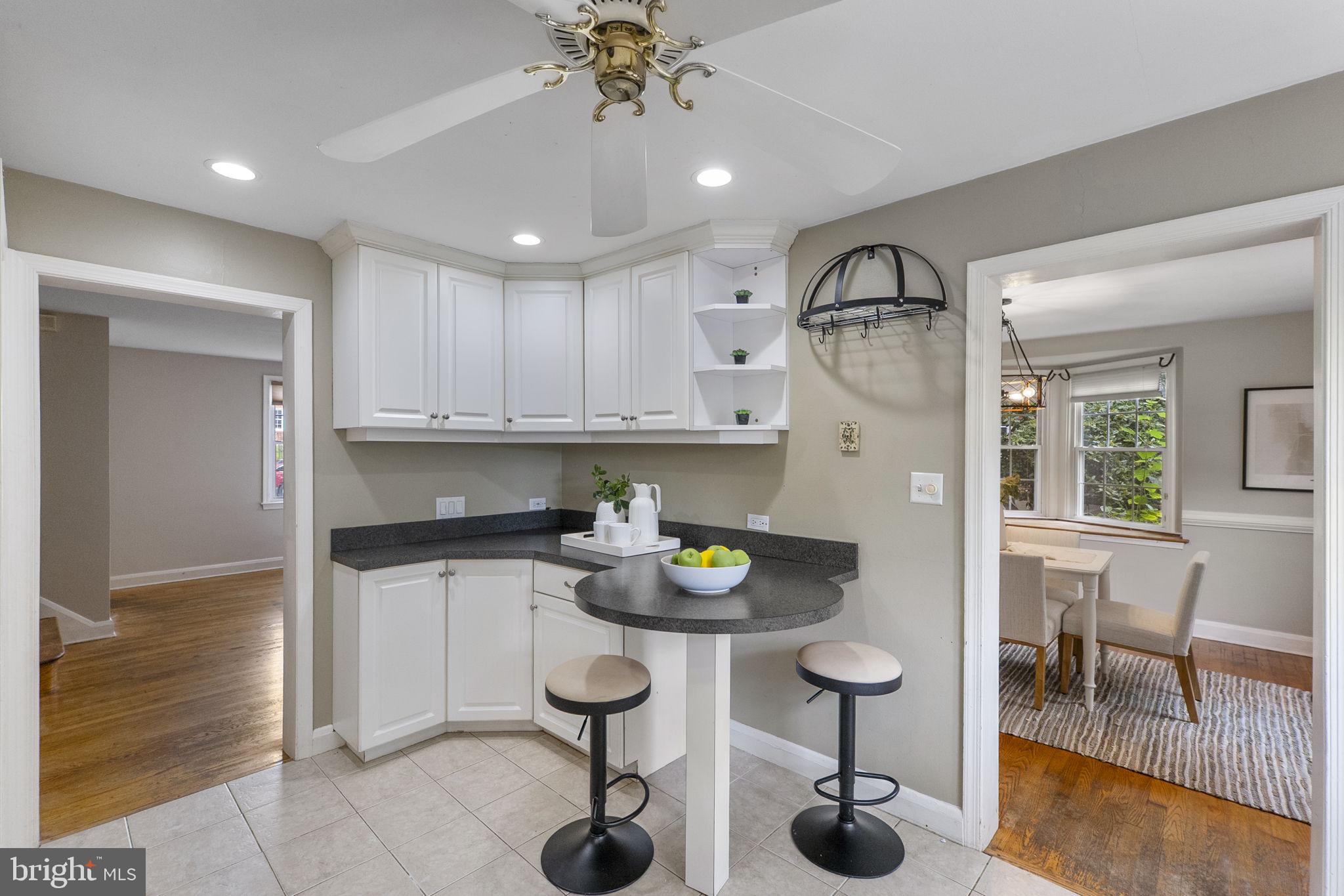 1541 Doxbury Road Baltimore, MD 21286 - Photo 13 of 38 Built-in table