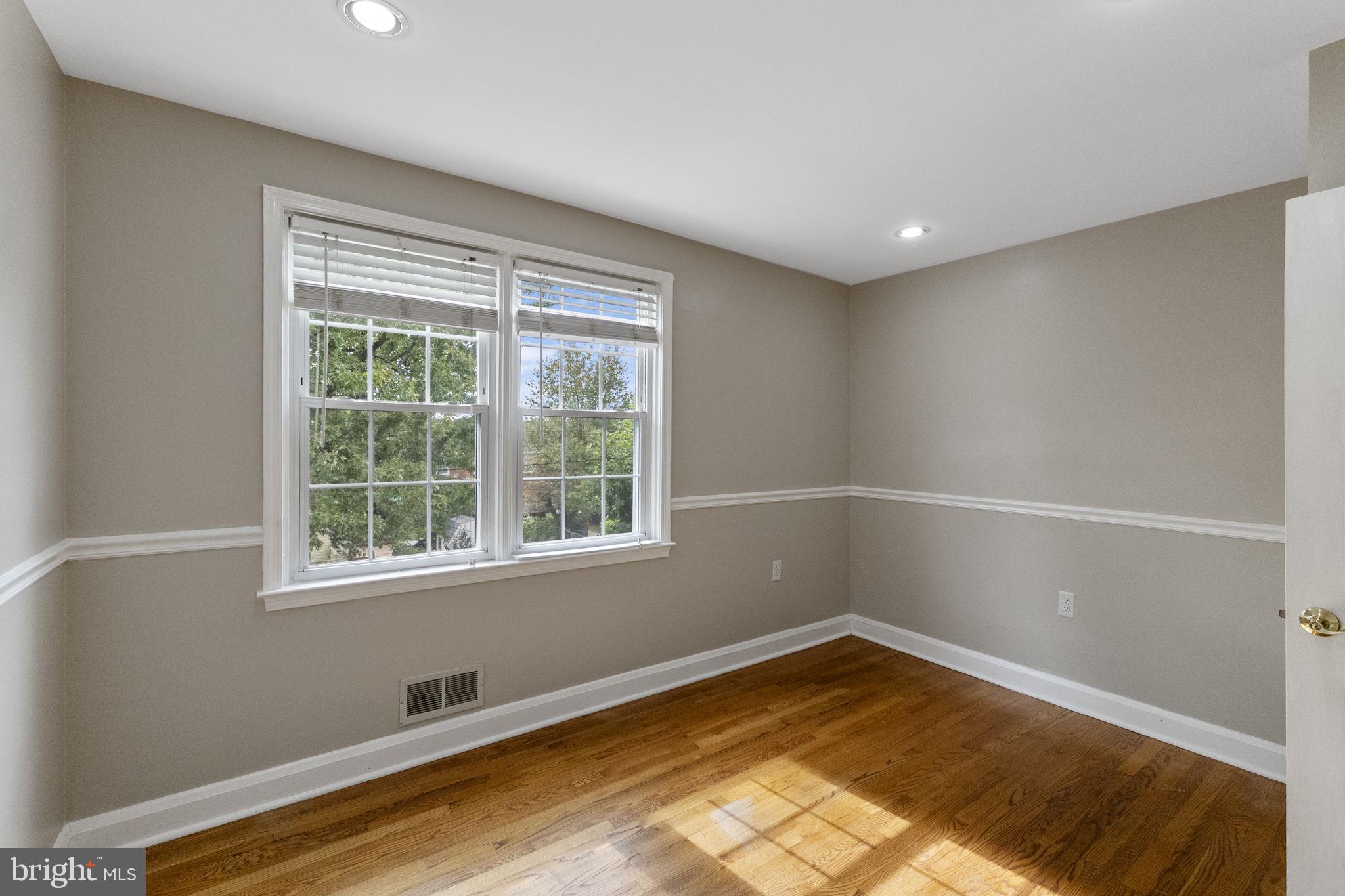 1541 Doxbury Road Baltimore, MD 21286 - Photo 30 of 38 Bedroom 3