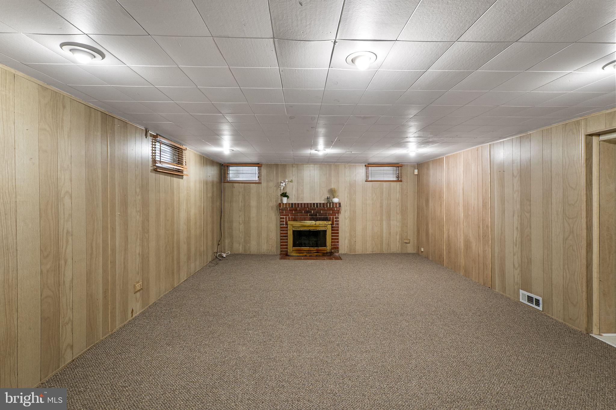 1541 Doxbury Road Baltimore, MD 21286 - Photo 31 of 37 a view of an empty room