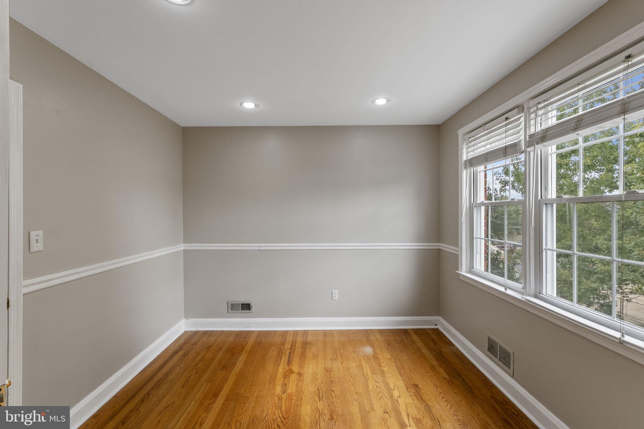 1541 Doxbury Road Baltimore, MD 21286 - Photo 31 of 38 Bedroom 3