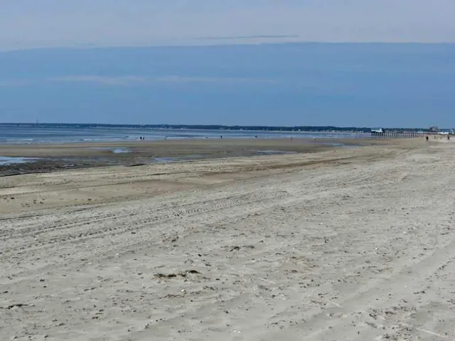 $559,000 | 106 East Grand Avenue, Unit 3, Old Orchard Beach, ME 04064