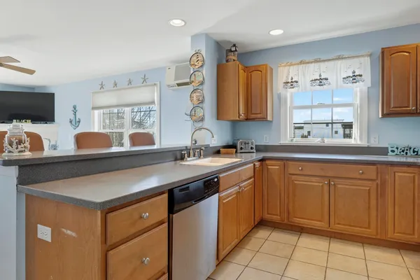 $534,900 | 106 East Grand Avenue, Unit 3, Old Orchard Beach, ME 04064