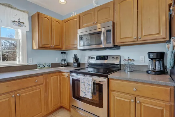 $534,900 | 106 East Grand Avenue, Unit 3, Old Orchard Beach, ME 04064