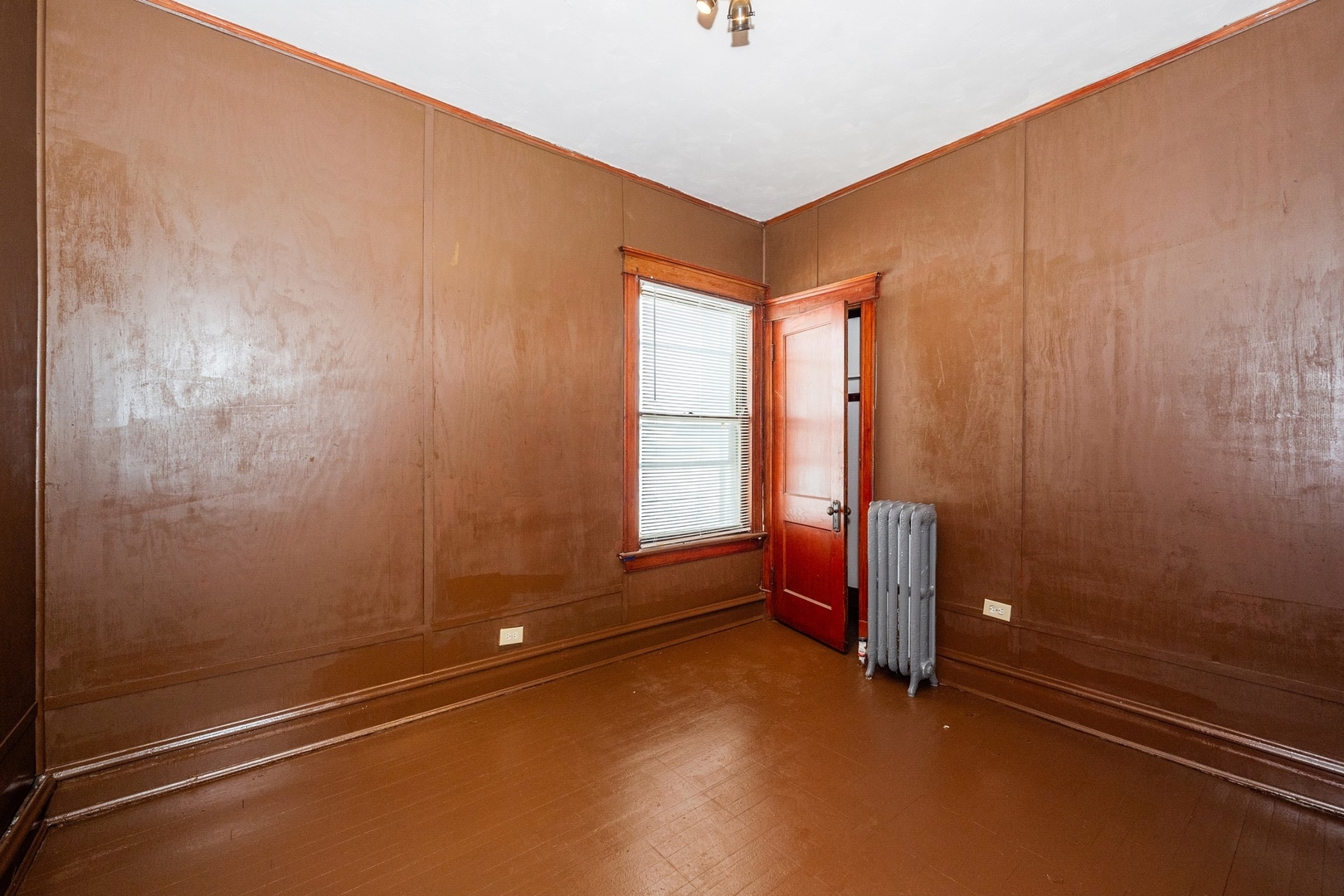 7348 South Indiana Avenue Chicago, IL 60619 - Photo 6 of 11 a room with window