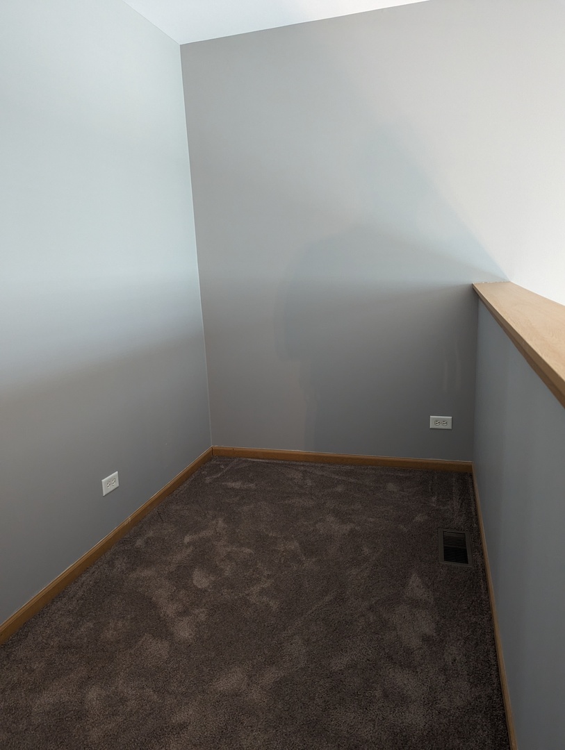 2257 Georgetown Circle Aurora, IL 60503 - Photo 14 of 19 a view of an empty room