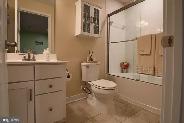 $699,460 | 2412 Avondale Overlook Drive, Hyattsville, MD 20782
