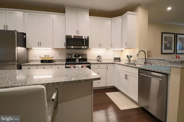 $699,460 | 2412 Avondale Overlook Drive, Hyattsville, MD 20782