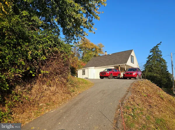 $199,900 | 1913 Old State Road, Dauphin, PA 17018