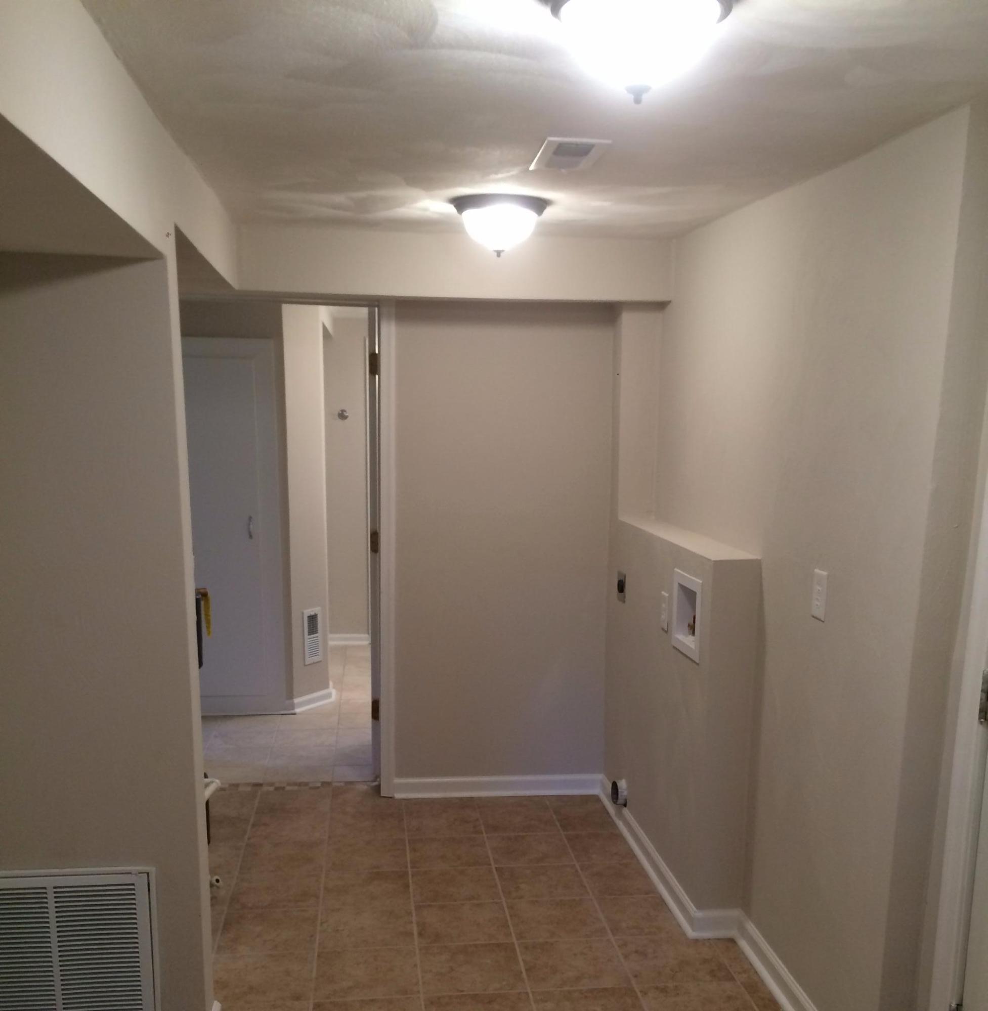 4259 Bonsack Road Northeast Roanoke, VA 24012 - Photo 18 of 22 laundry room