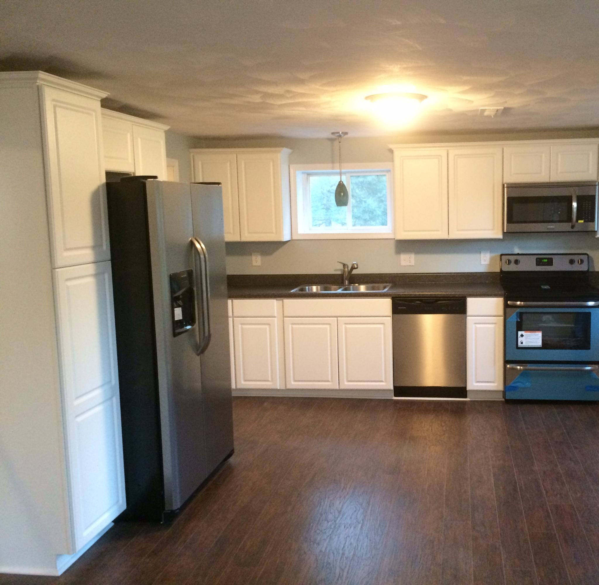 4259 Bonsack Road Northeast Roanoke, VA 24012 - Photo 7 of 22 kitchen