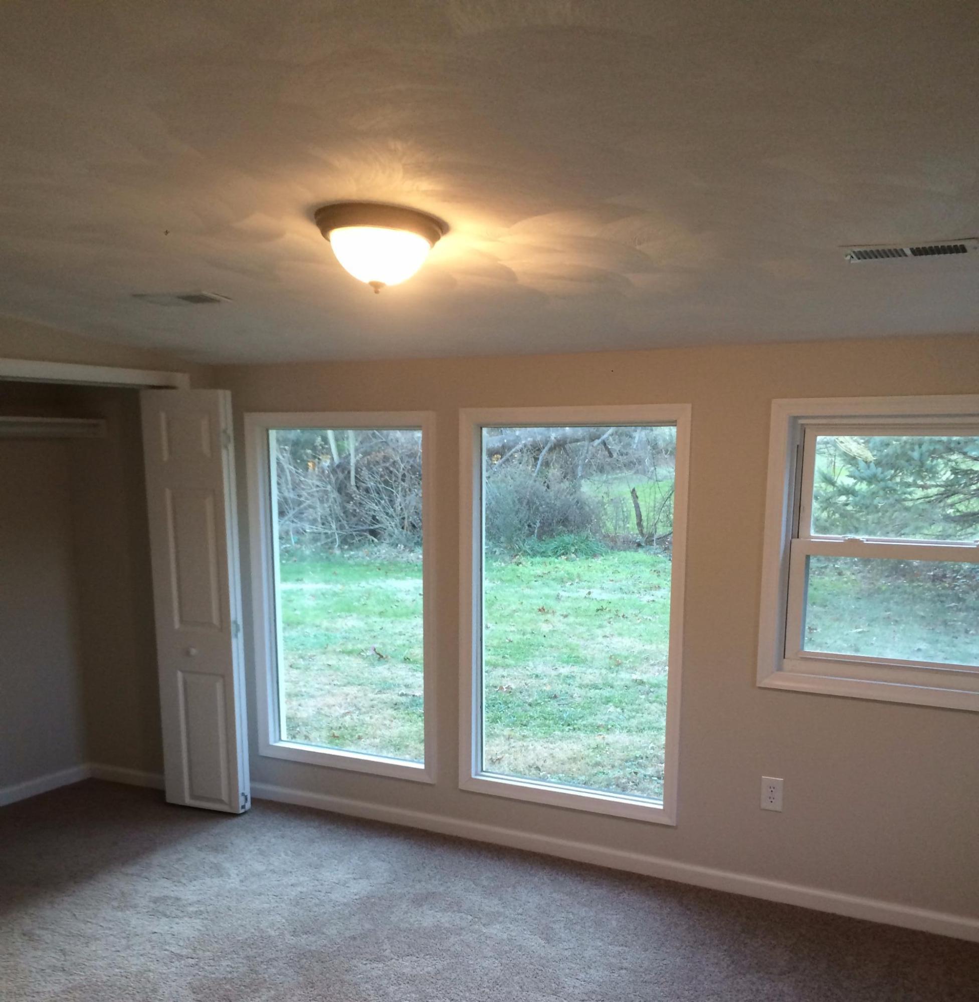 4259 Bonsack Road Northeast Roanoke, VA 24012 - Photo 9 of 22 master bedroom