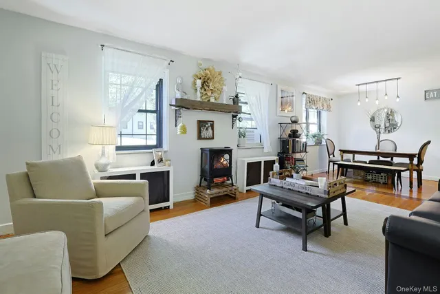 $319,000 | 1279 California Road, Unit 2L, Eastchester, NY 10709