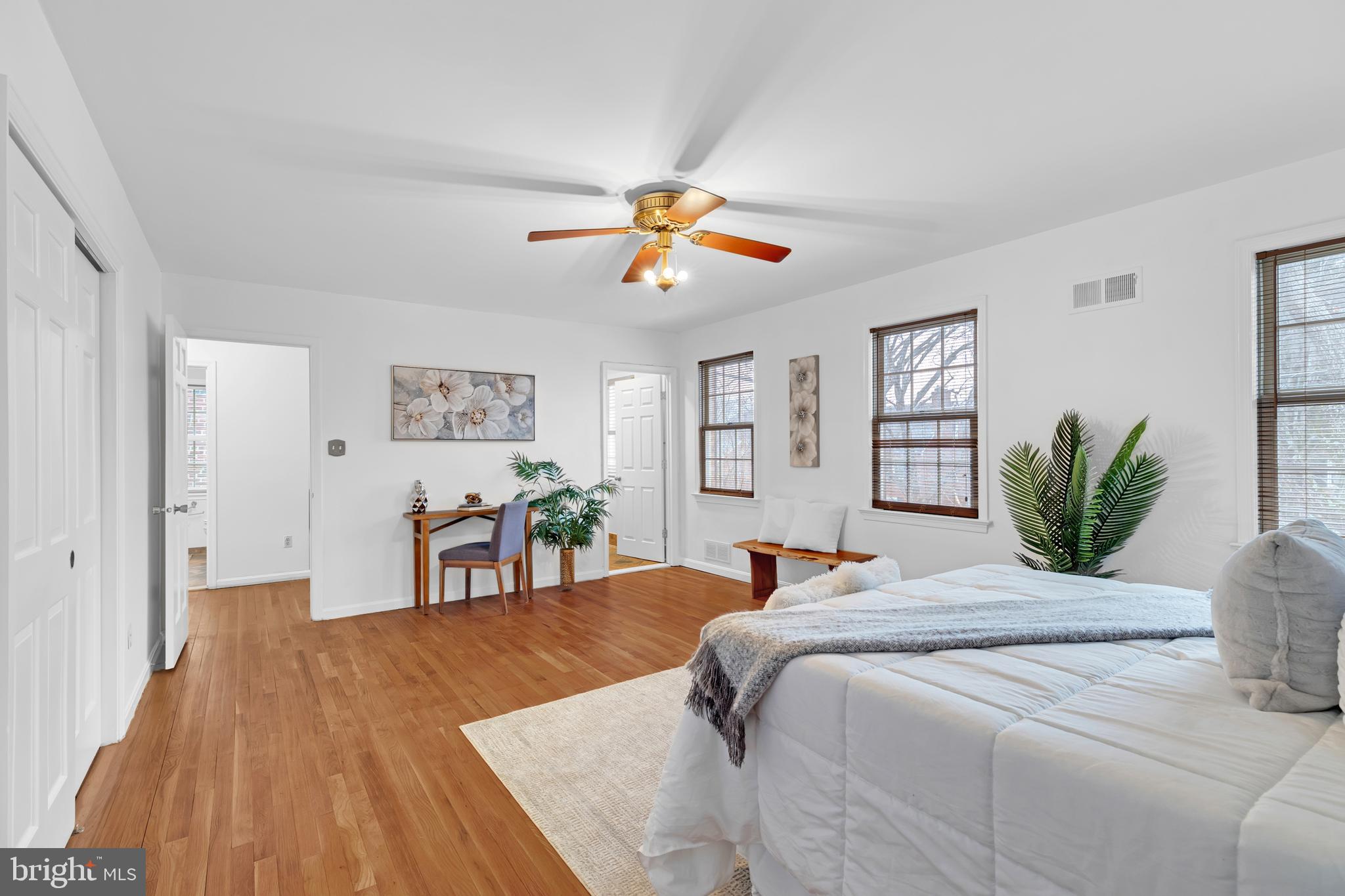 4436 Albemarle Street Northwest Washington, DC 20016 - Photo 16 of 38