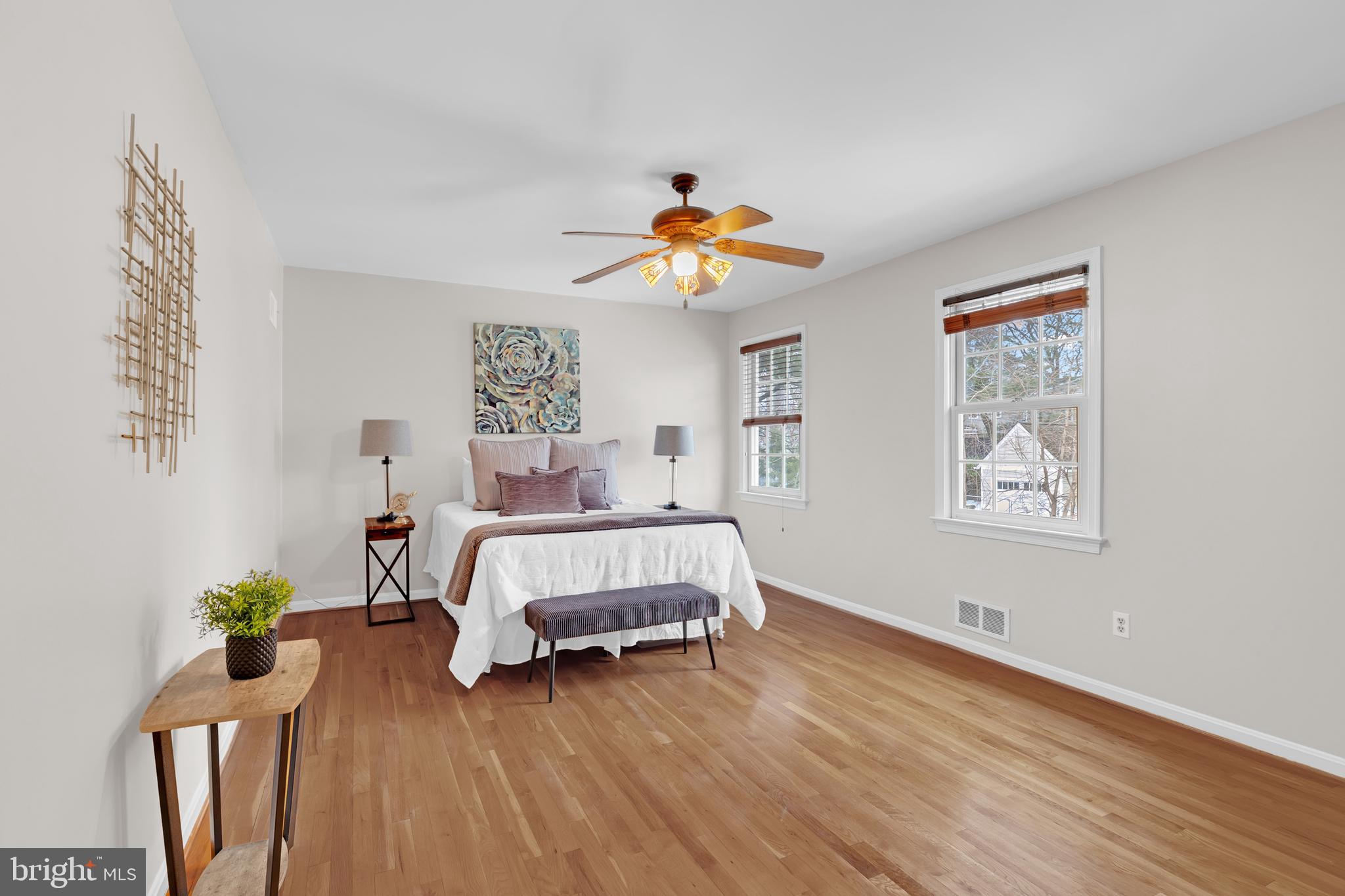 4436 Albemarle Street Northwest Washington, DC 20016 - Photo 19 of 38 2nd level 2nd bedroom