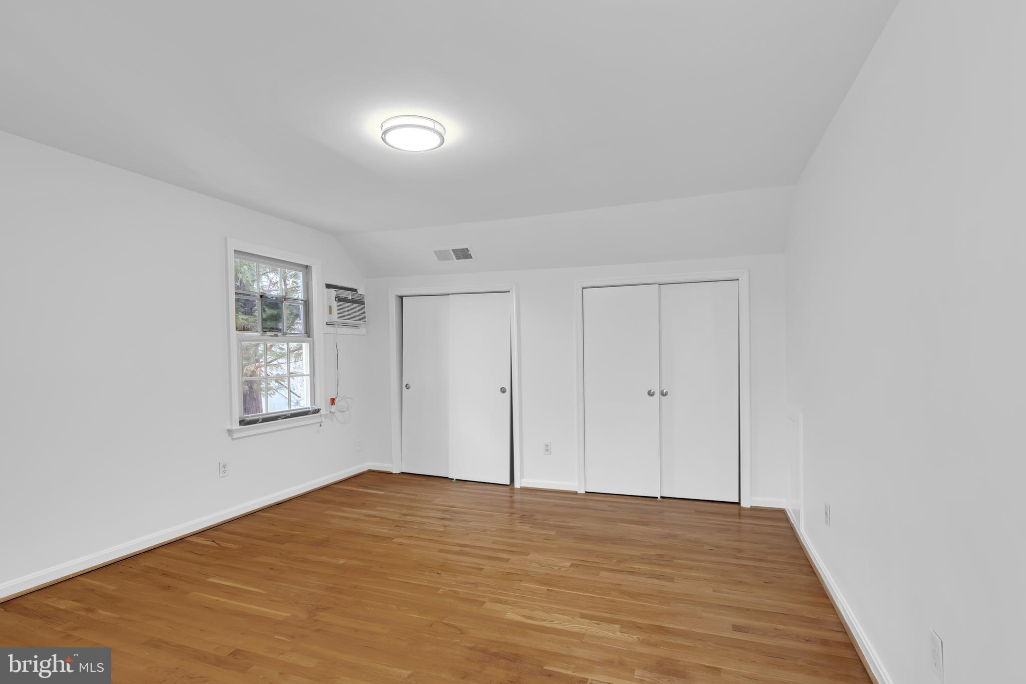 4436 Albemarle Street Northwest Washington, DC 20016 - Photo 29 of 38