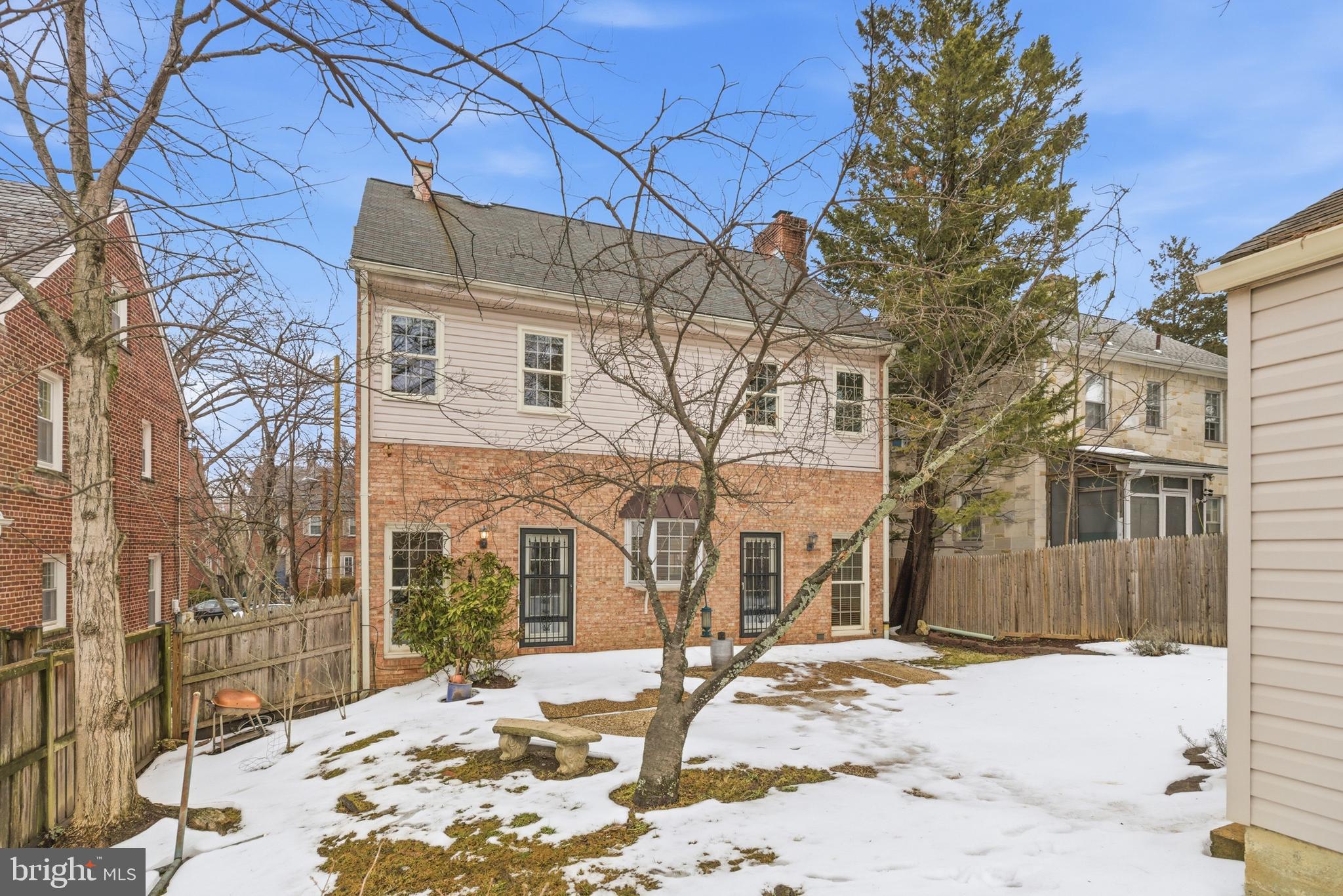 4436 Albemarle Street Northwest Washington, DC 20016 - Photo 33 of 38