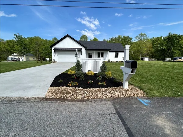 $392,500 | 1775 Green Road, Madison, OH 44057