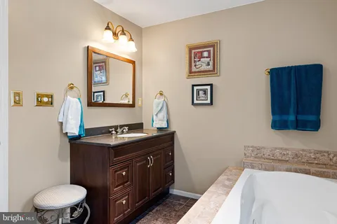$595,000 | 2324 Kennwynn Road, Wilmington, DE 19810