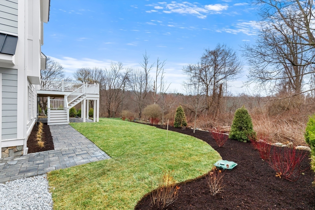 320 Concord Avenue Lexington, MA 02421 - Photo 34 of 40