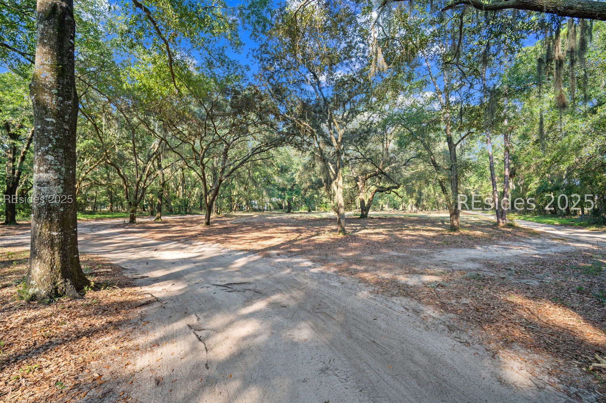 120 Meadow Drive Bluffton, SC 29910 - Photo 4 of 32
