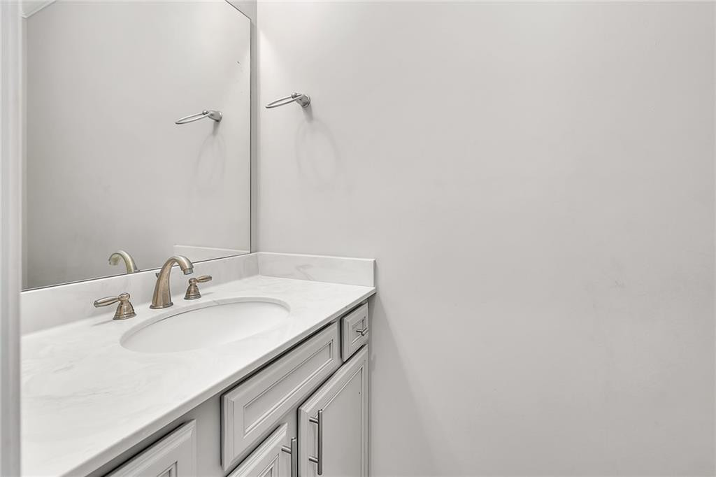 505 Mariners Circle St. Simons Island, GA 31522 - Photo 4 of 37 Photo 4