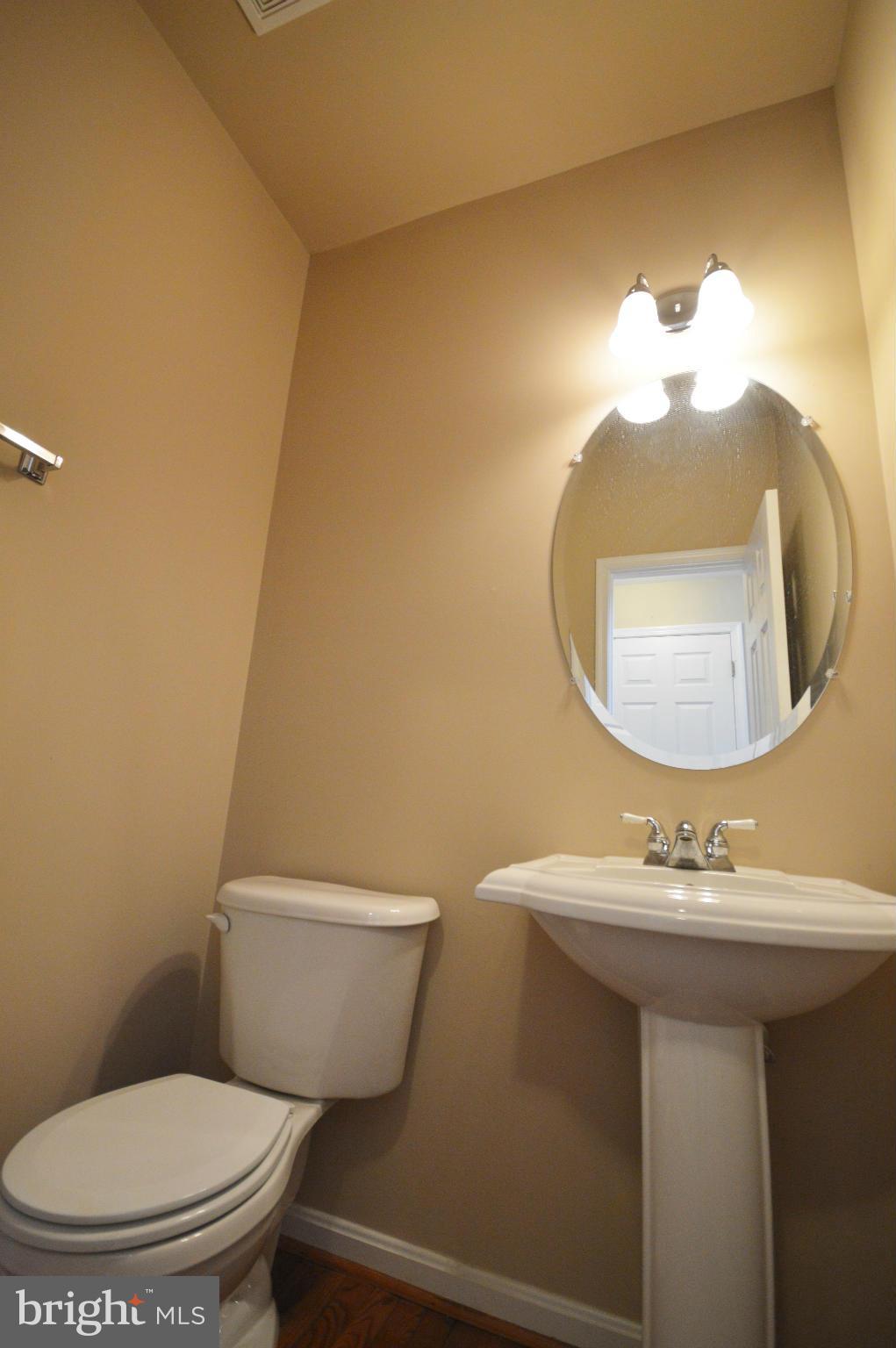 144 Revell Road Fredericksburg, VA 22405 - Photo 10 of 30 Bath
