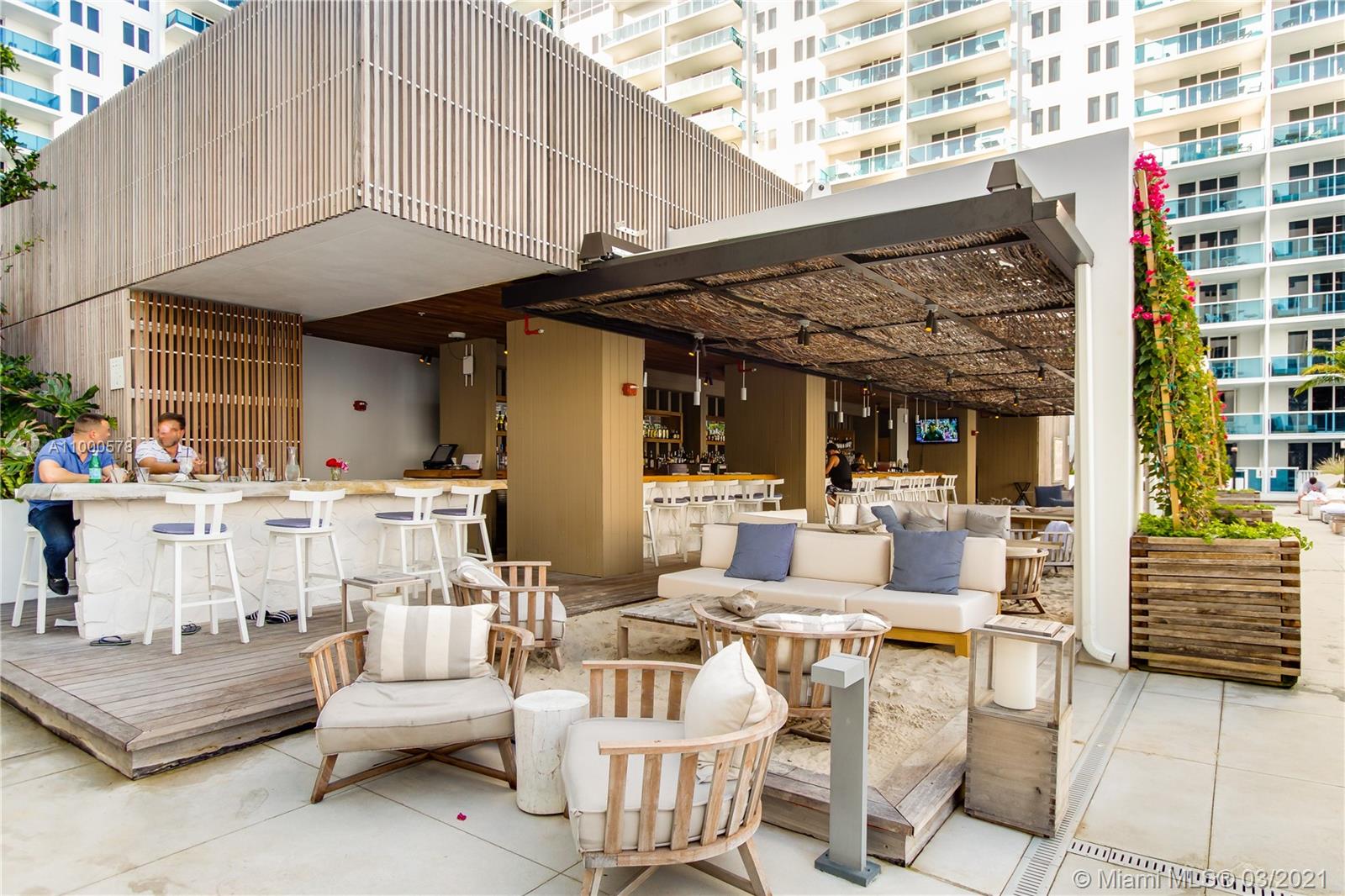 Mid Beach Miami Beach, FL 33139 - Photo 13 of 25